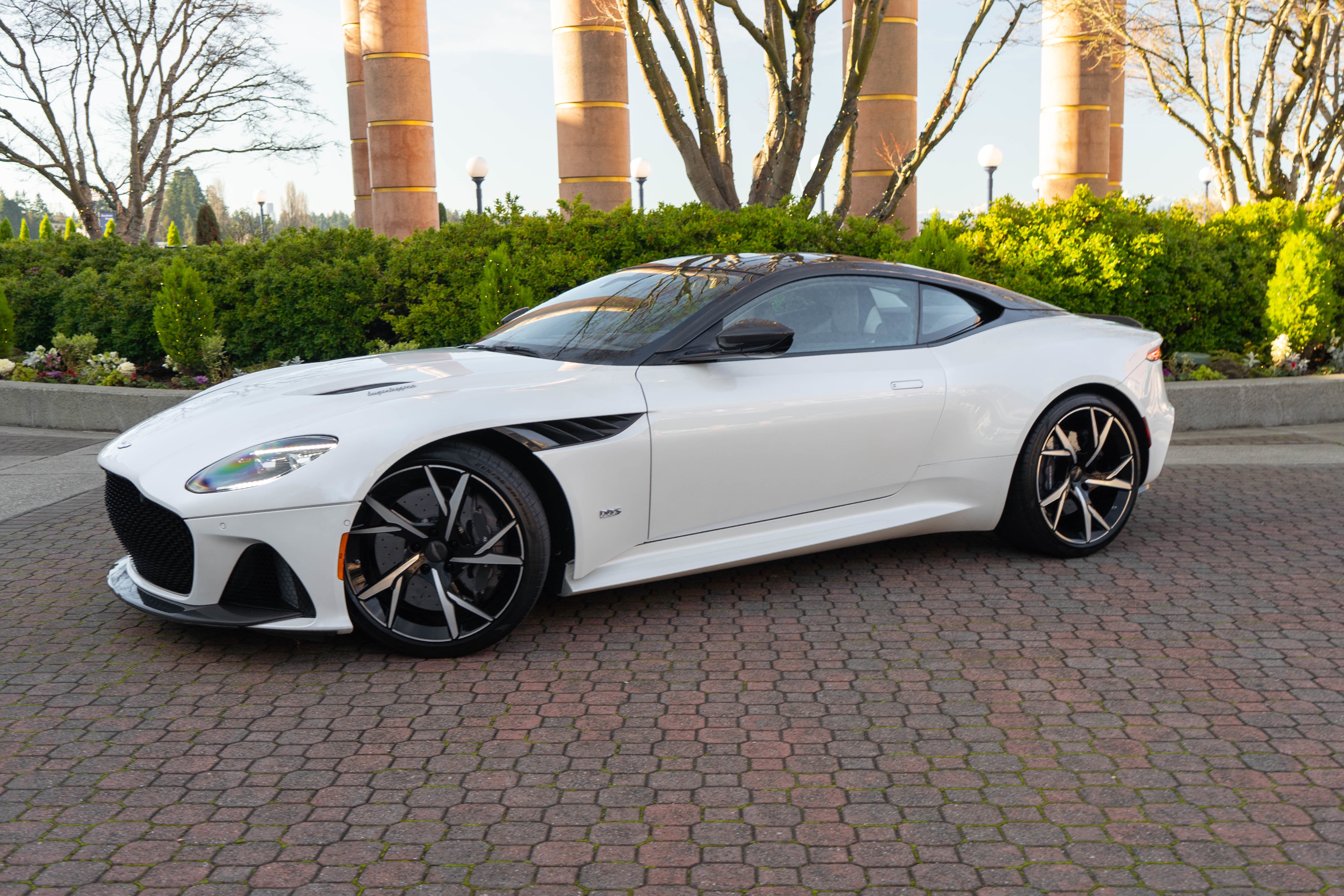 2019 Aston Martin DBS Superleggera