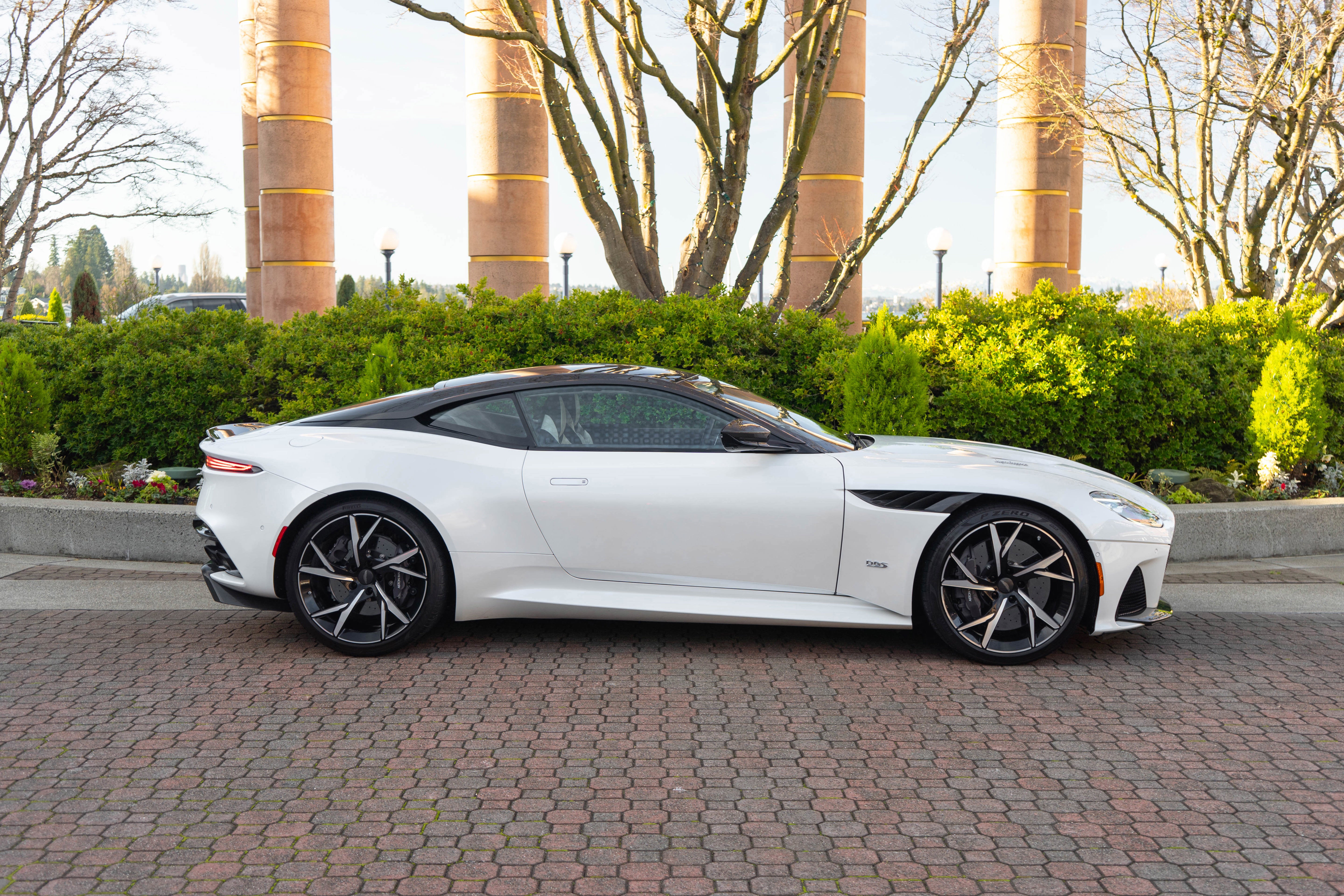 2019 Aston Martin DBS Superleggera