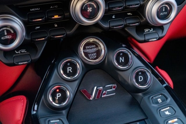 2023 Aston Martin V12 Vantage V12
