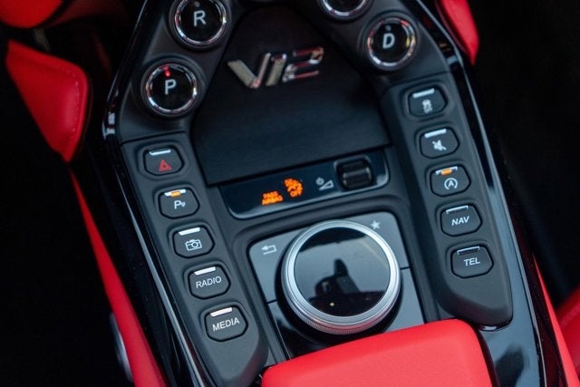 2023 Aston Martin V12 Vantage V12