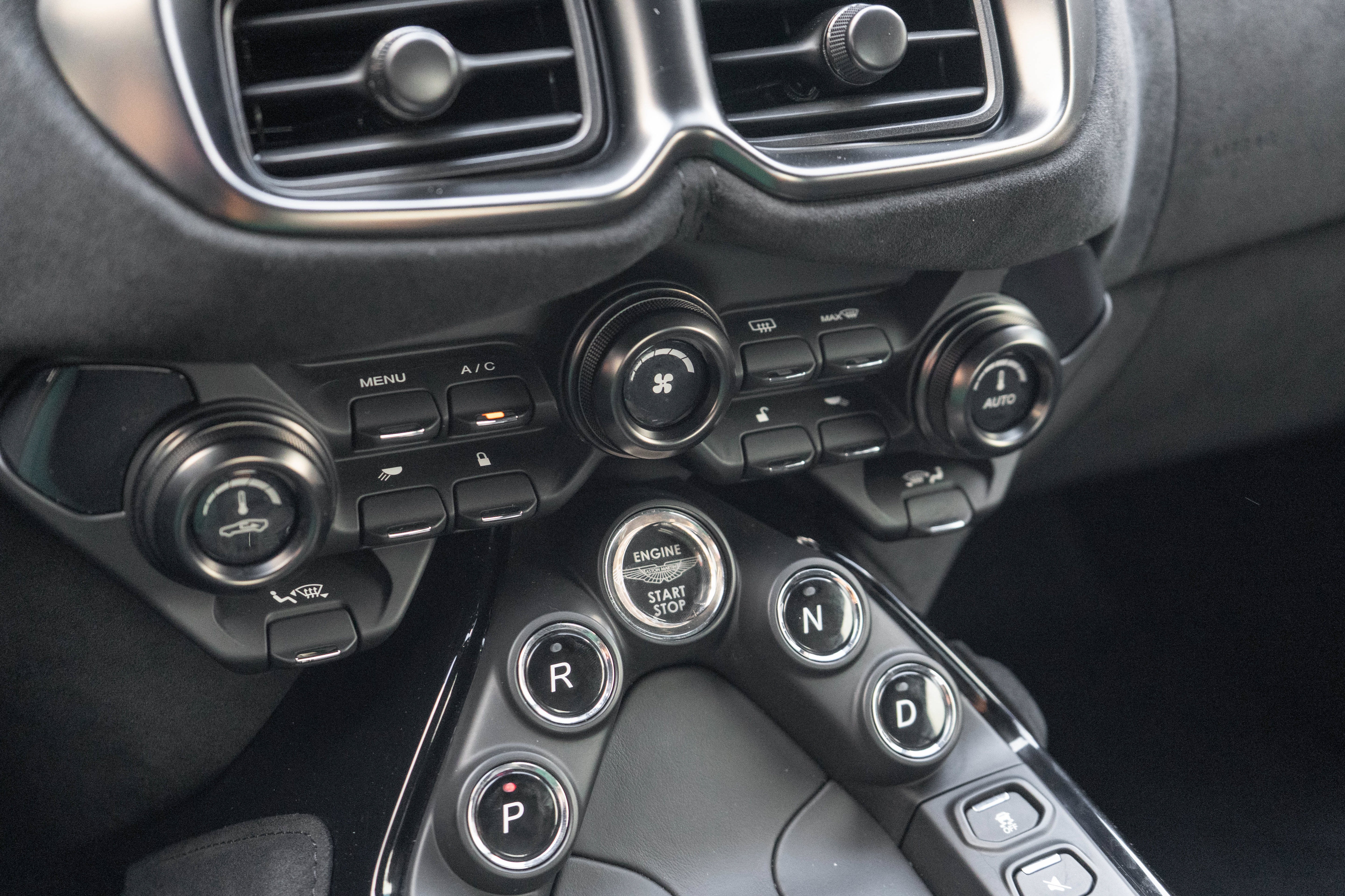 2021 Aston Martin Vantage Coupe Automatic