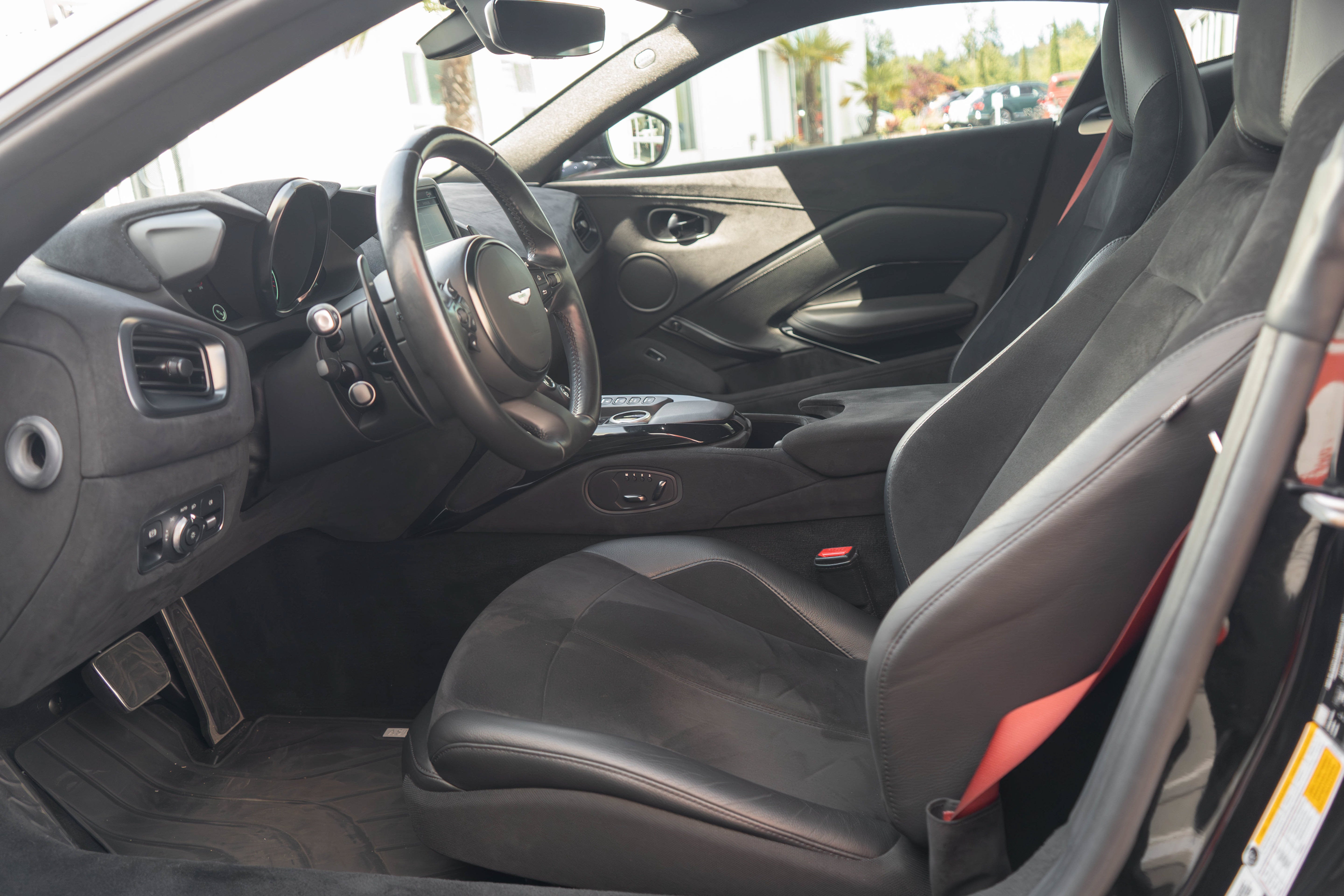 2021 Aston Martin Vantage Coupe Automatic