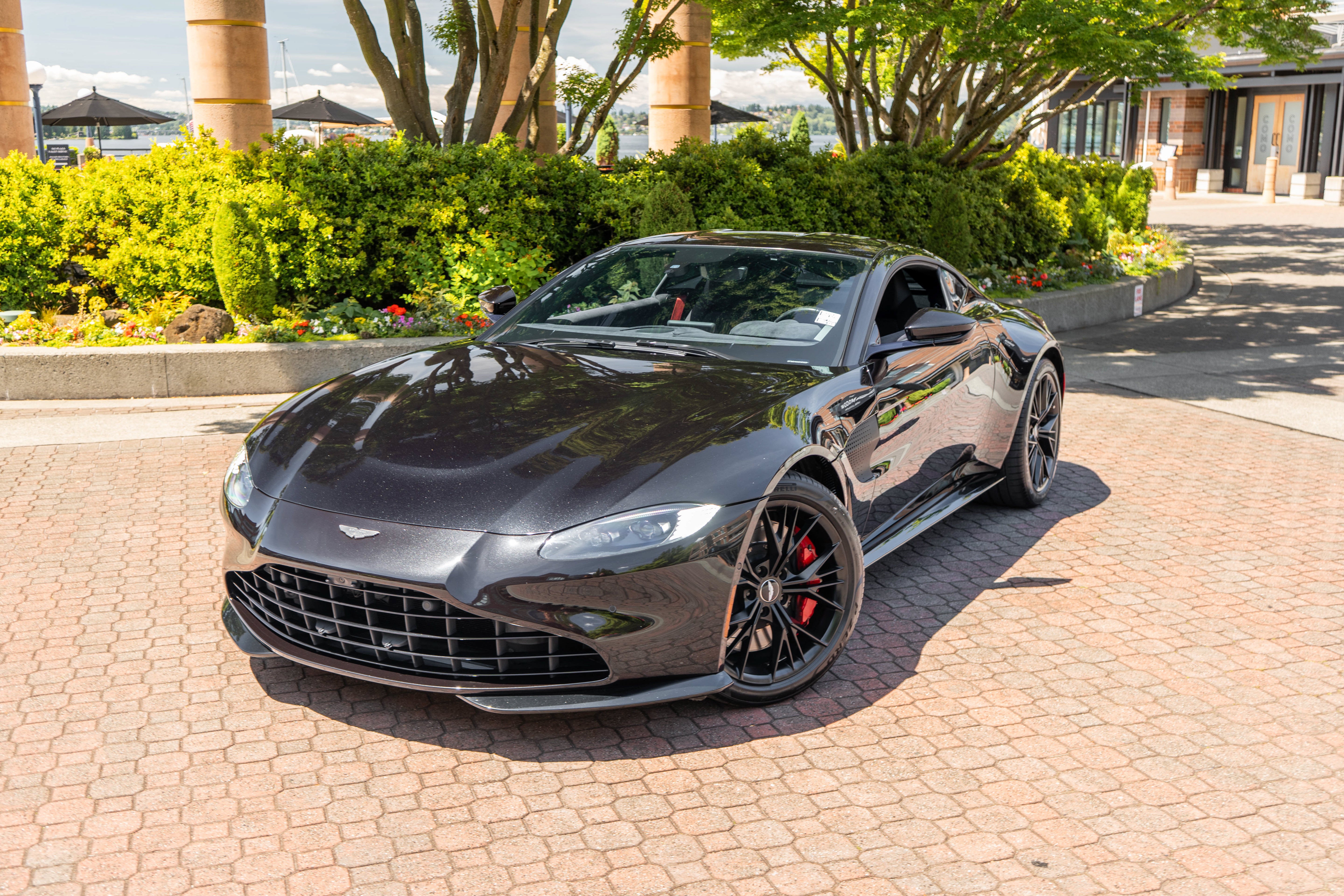 2021 Aston Martin Vantage Coupe Automatic
