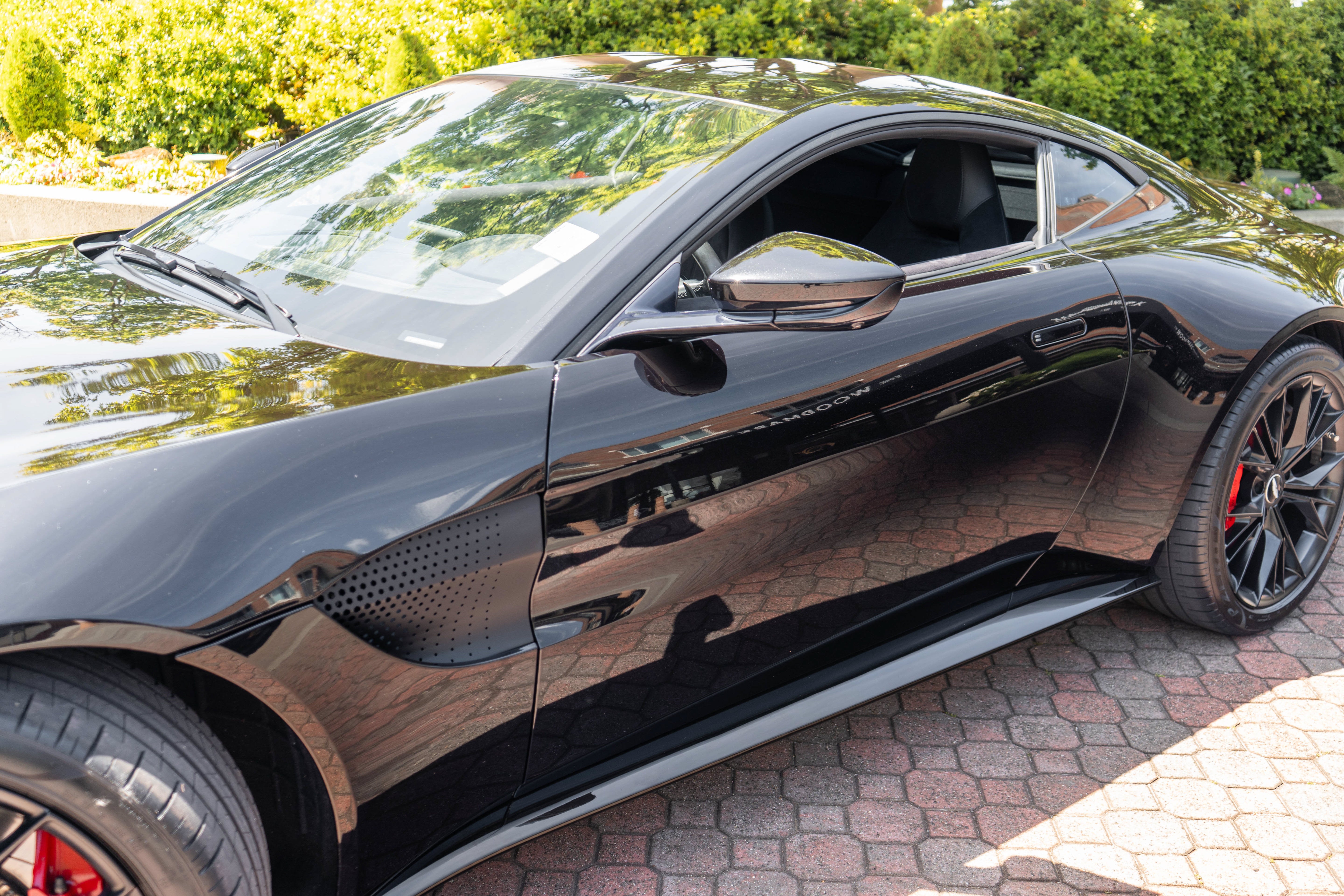 2021 Aston Martin Vantage Coupe Automatic