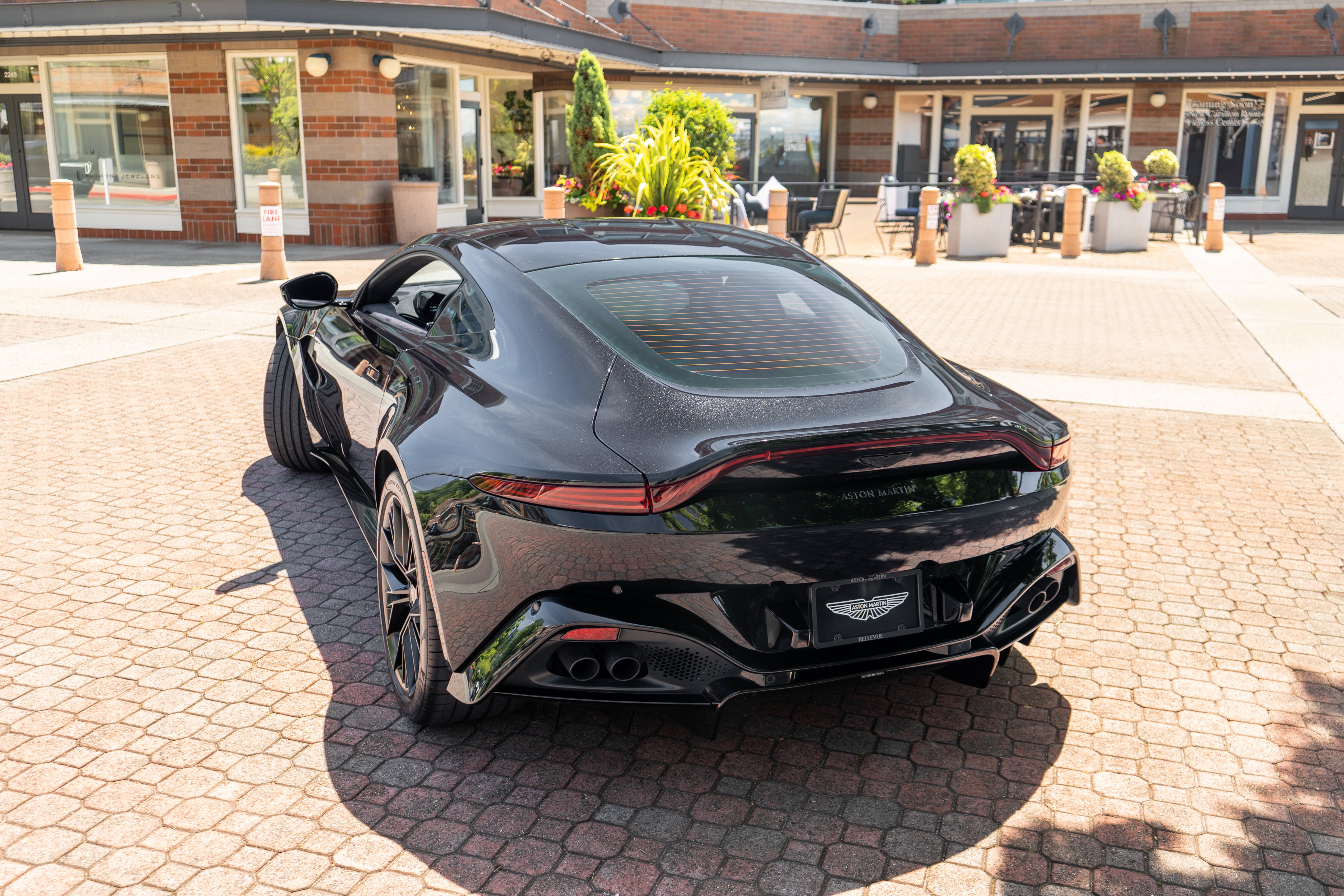 2021 Aston Martin Vantage Coupe Automatic
