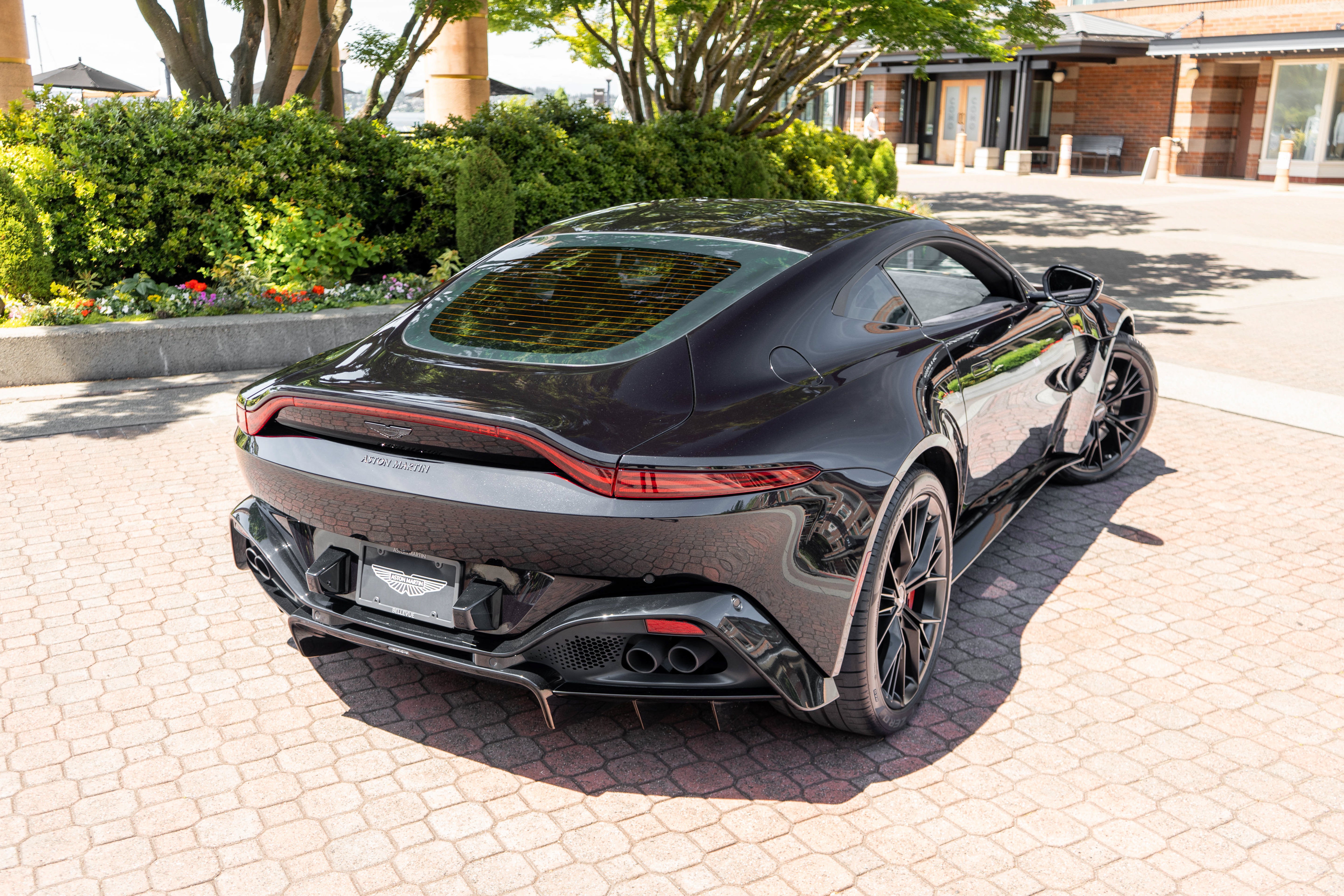2021 Aston Martin Vantage Coupe Automatic
