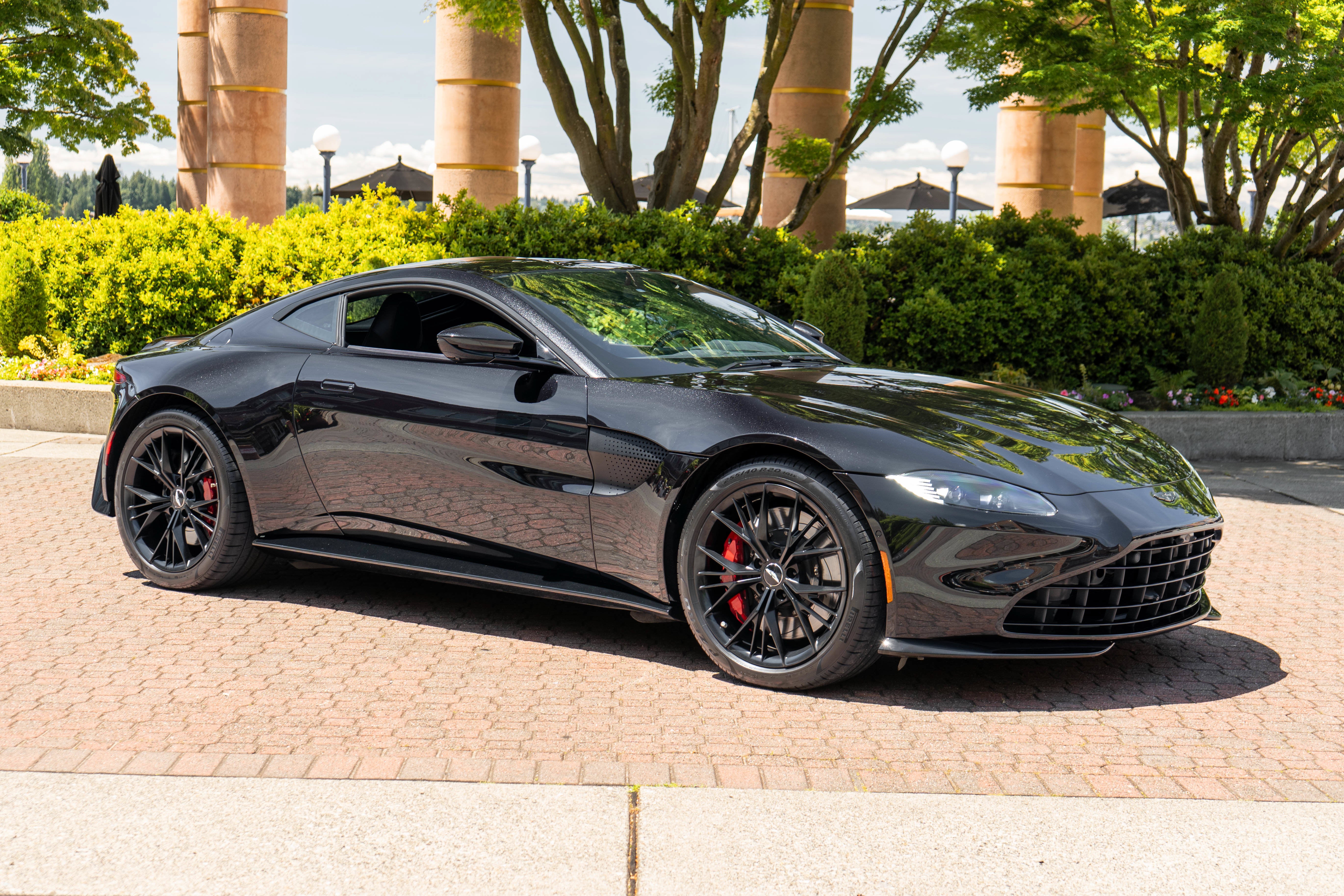 2021 Aston Martin Vantage Coupe Automatic