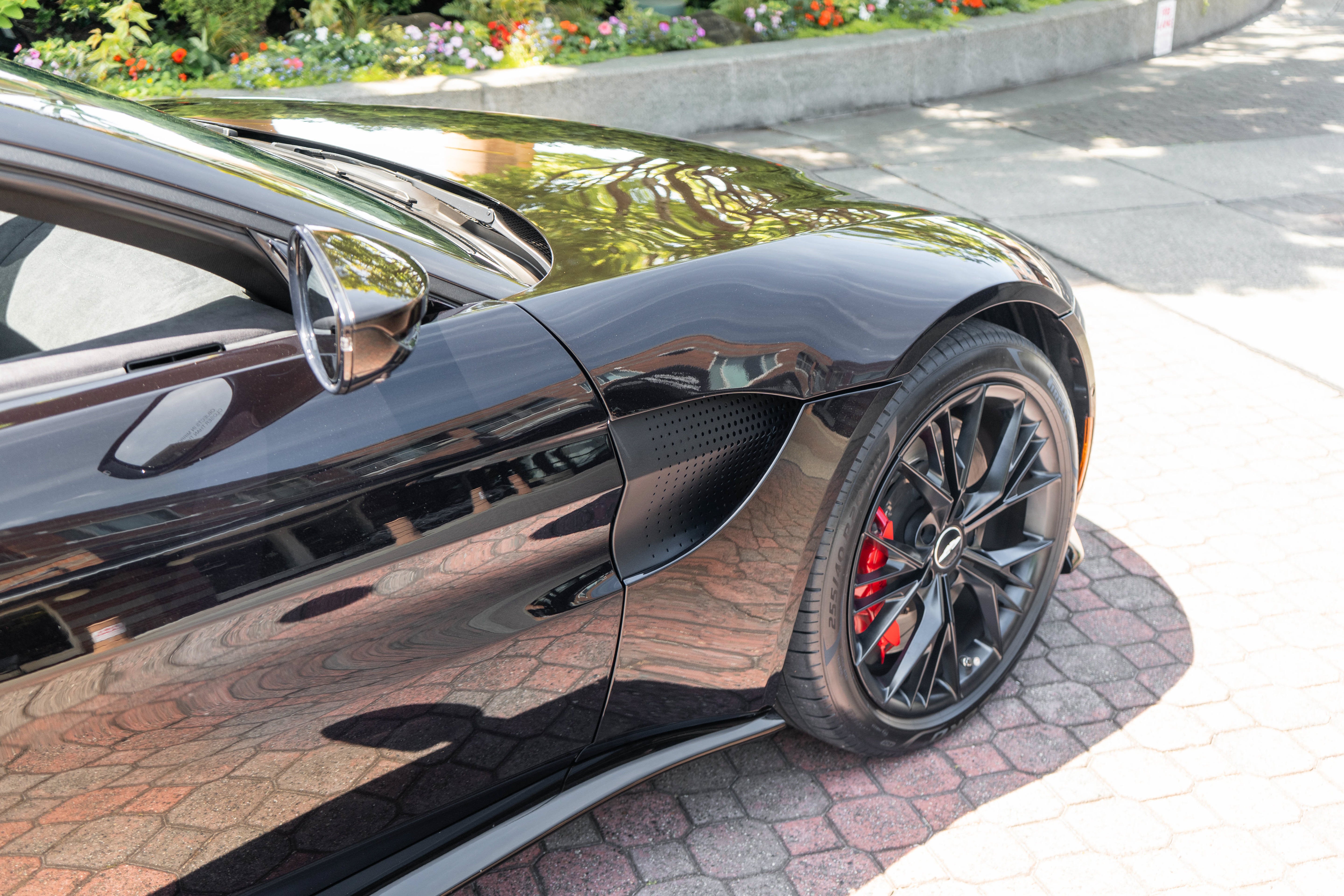 2021 Aston Martin Vantage Coupe Automatic