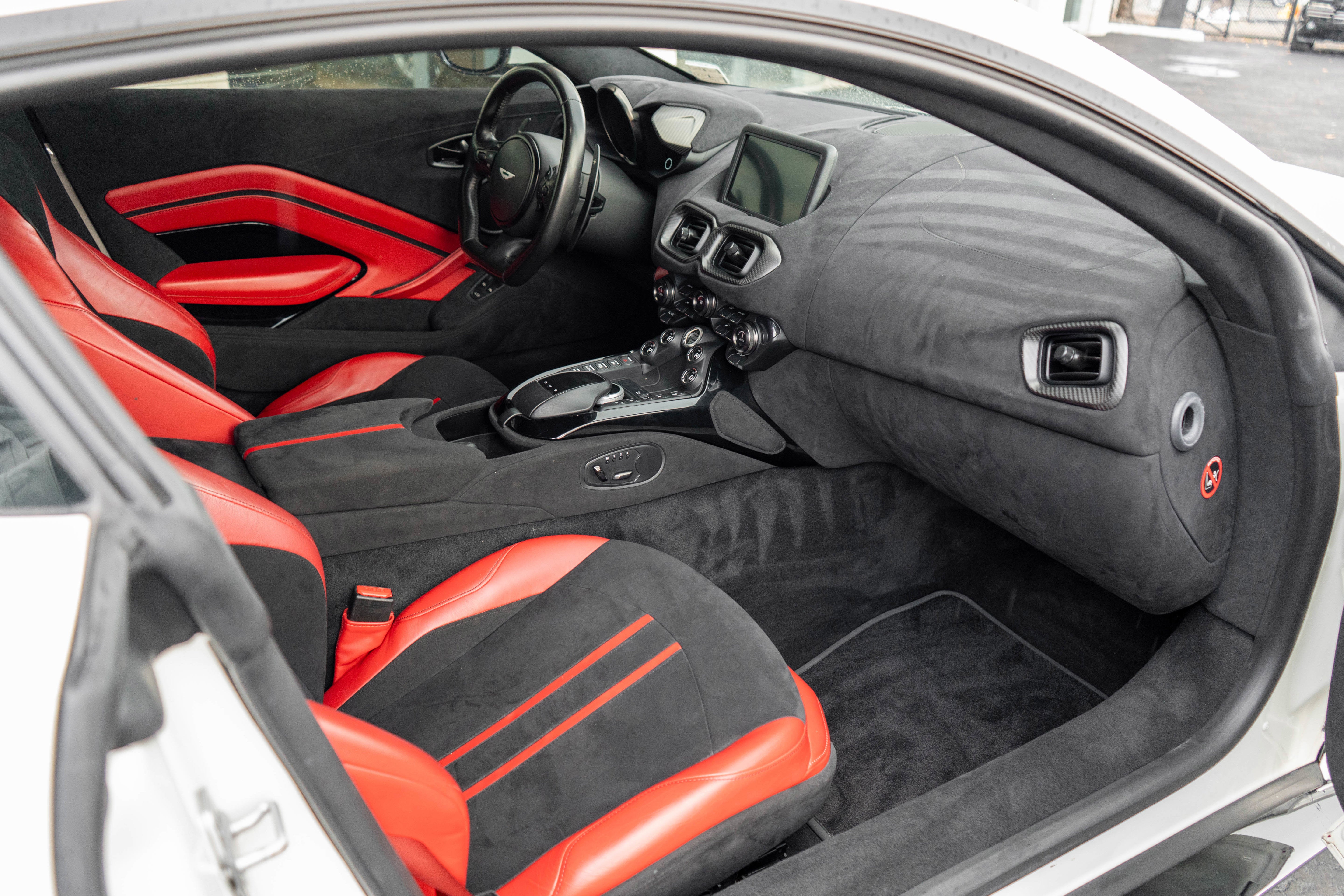 2020 Aston Martin Vantage Coupe