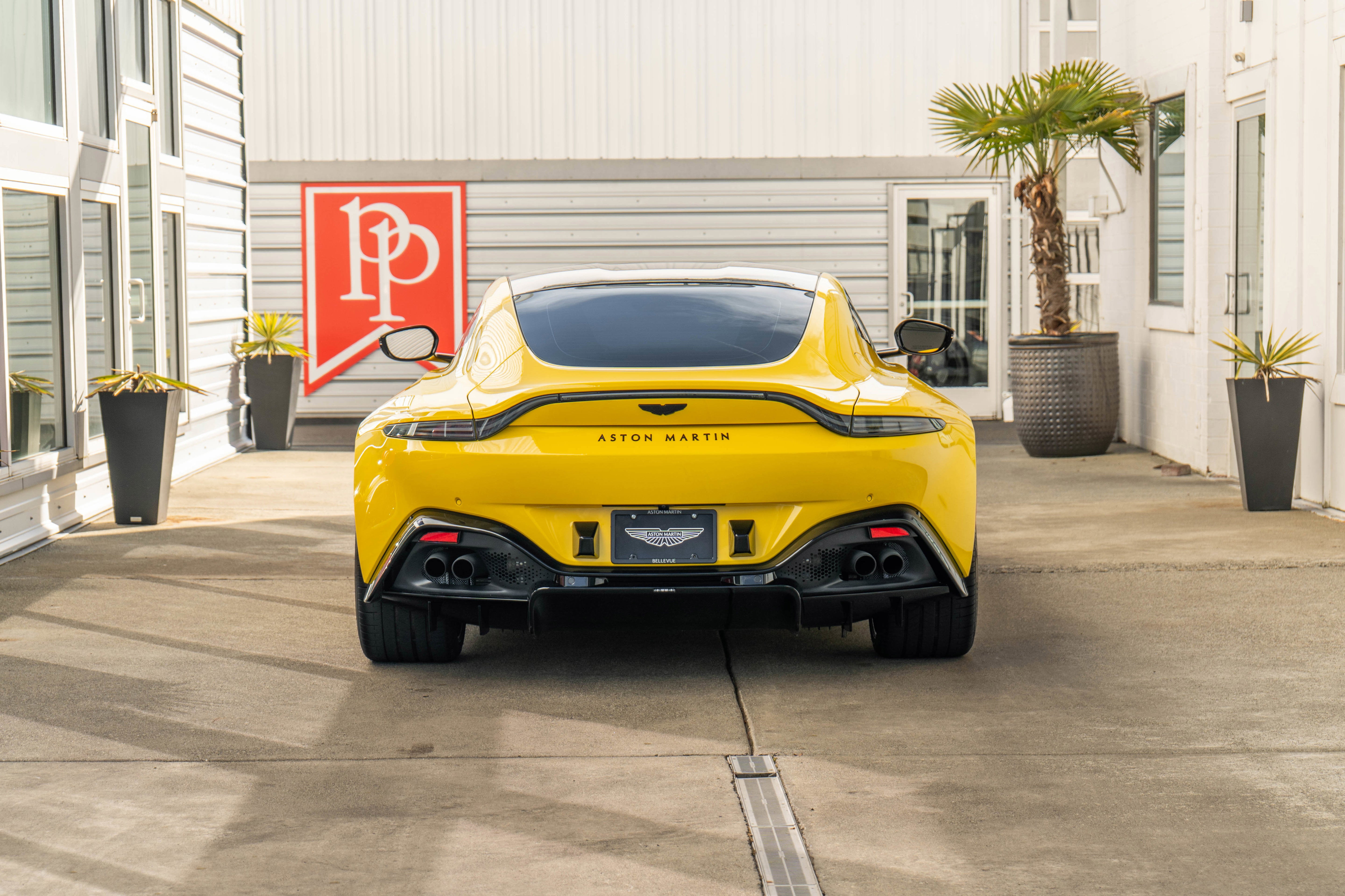2023 Aston Martin Vantage Coupe