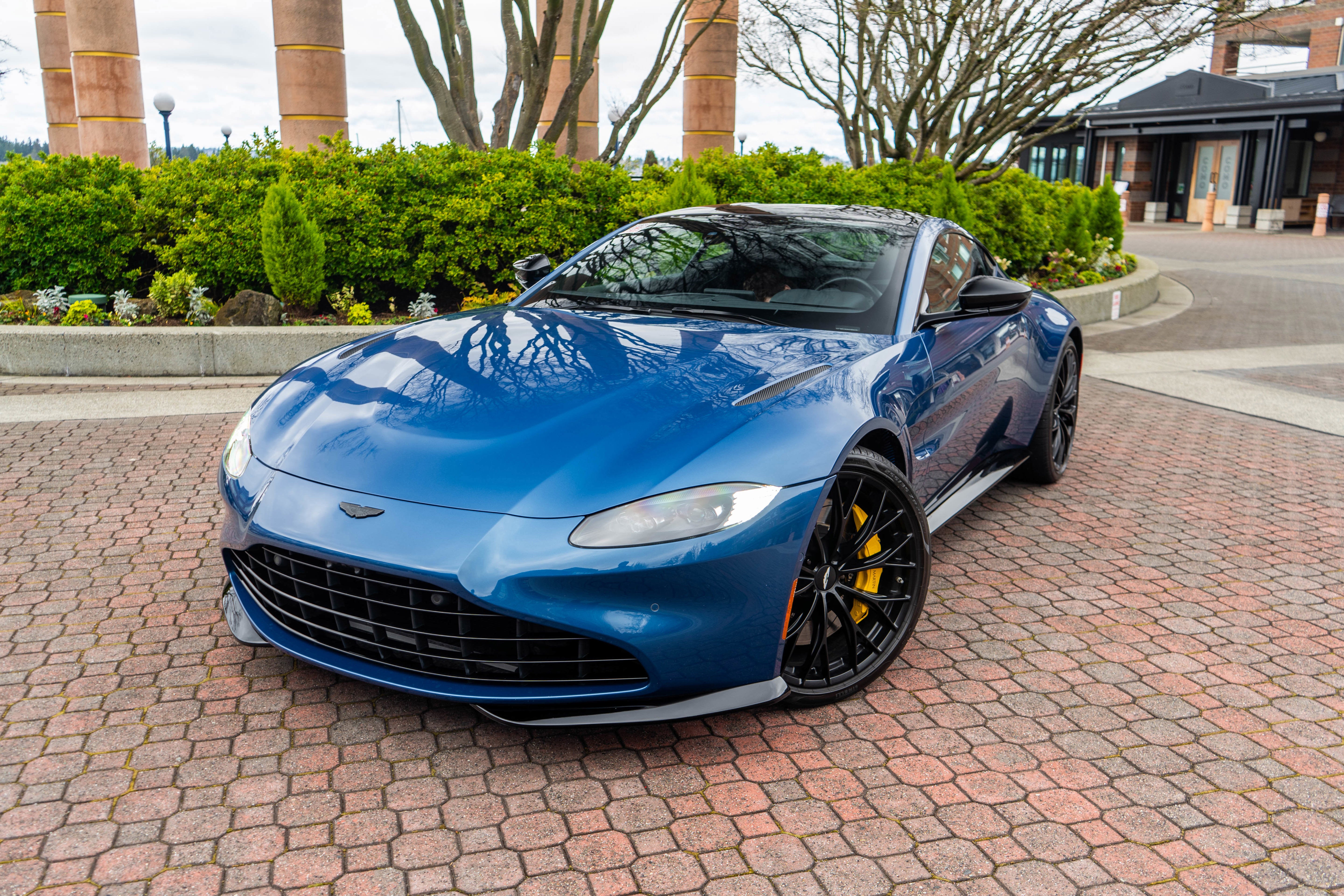 2022 Aston Martin Vantage Coupe