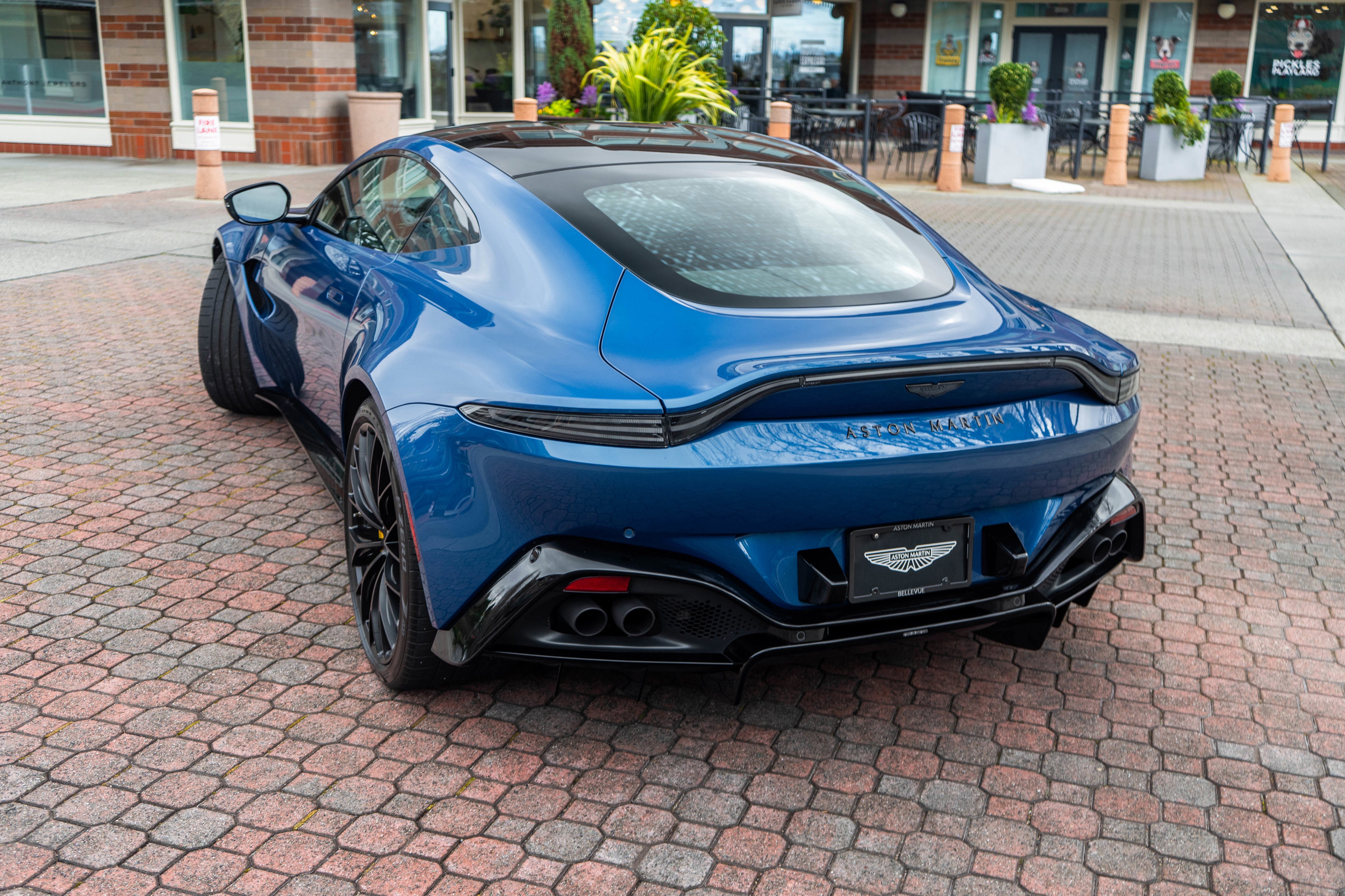 2022 Aston Martin Vantage Coupe