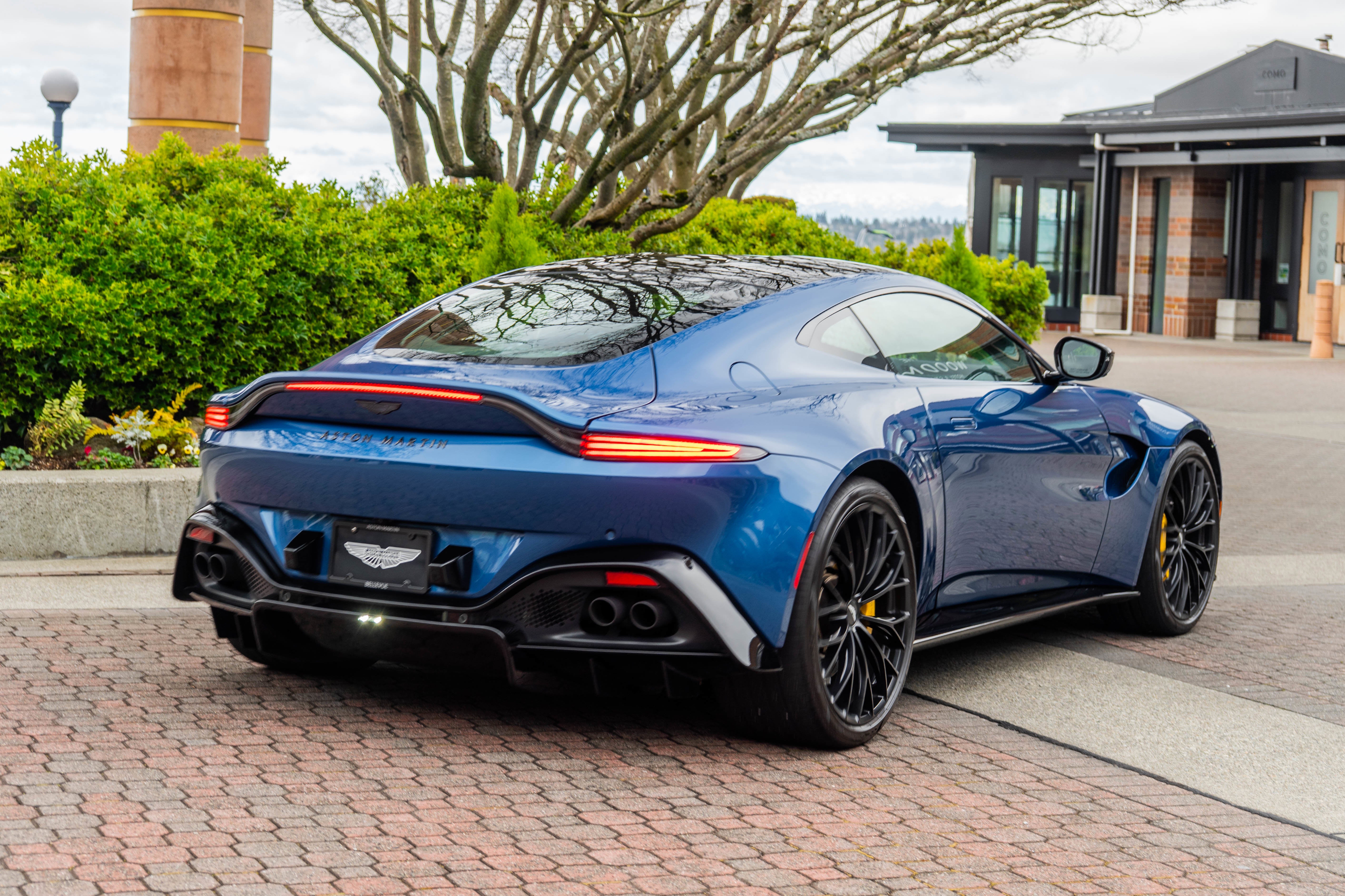 2022 Aston Martin Vantage Coupe