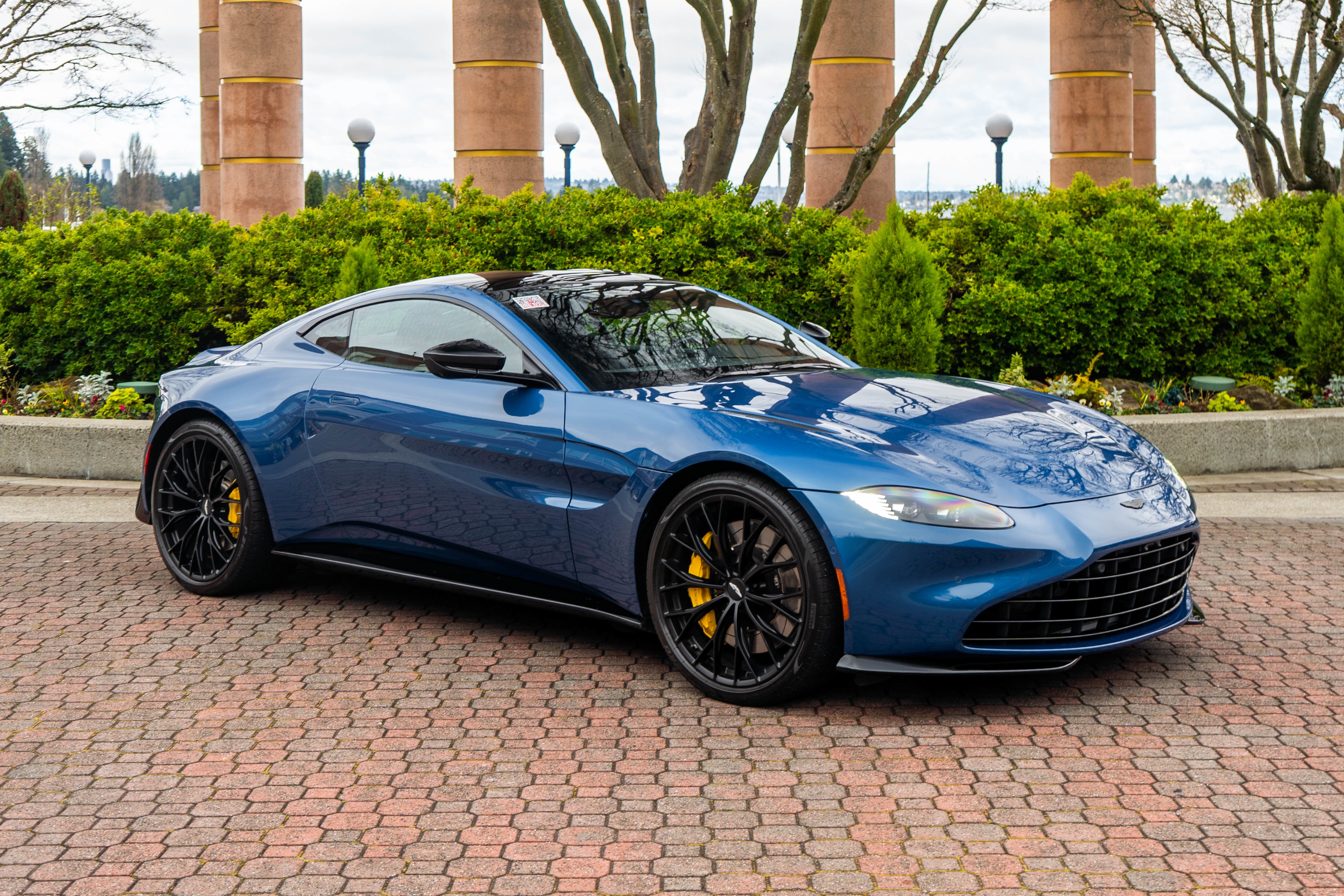 2022 Aston Martin Vantage Coupe