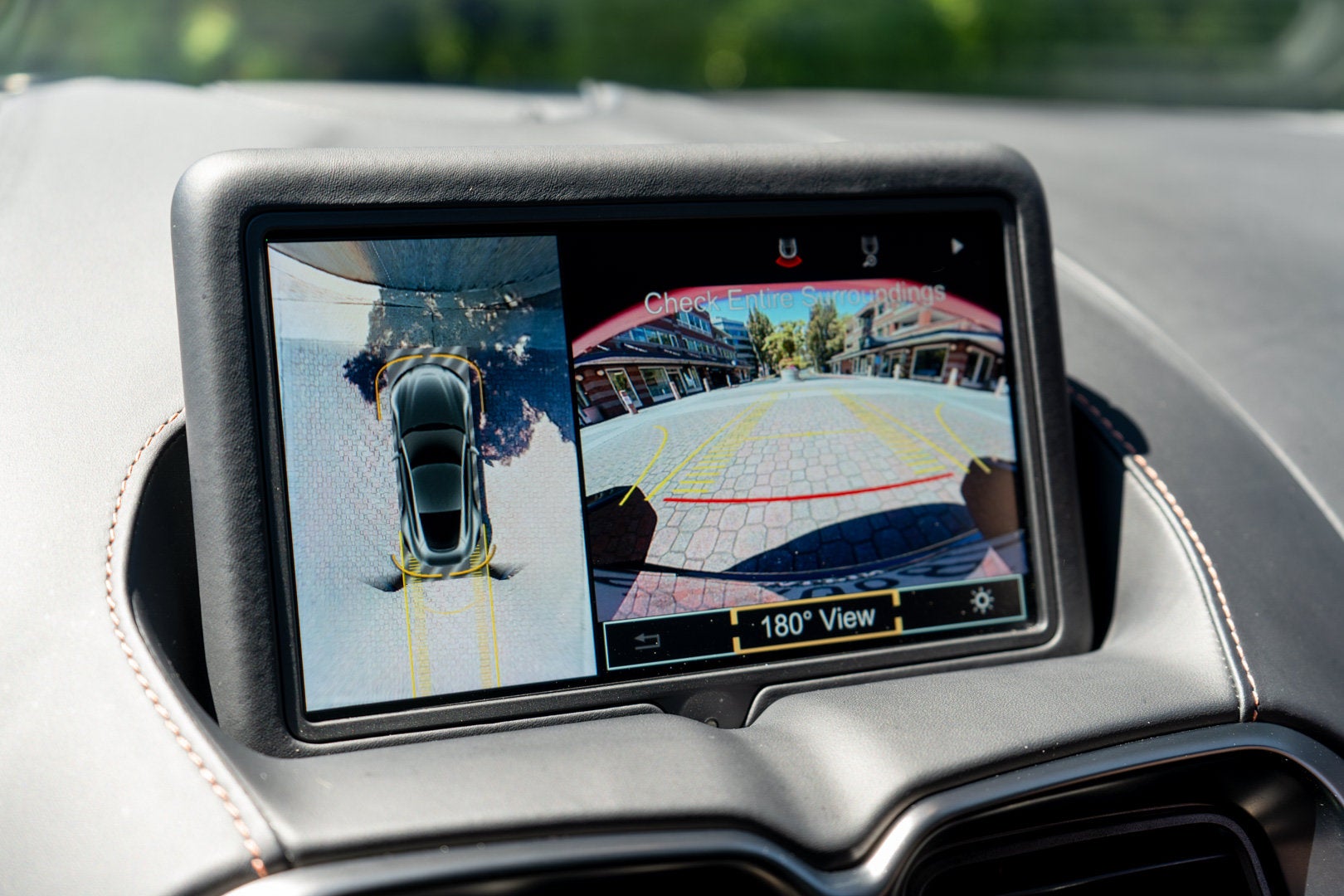 2023 Aston Martin Vantage Roadster
