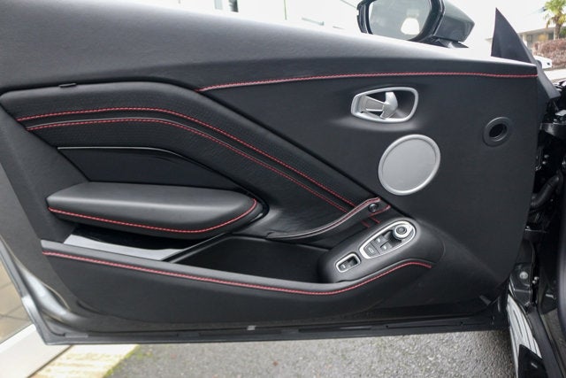 2021 Aston Martin Vantage Roadster