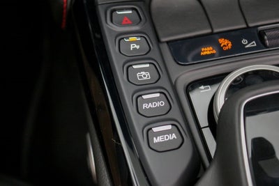 2021 Aston Martin Vantage Roadster