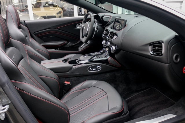 2021 Aston Martin Vantage Roadster