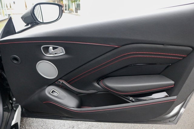 2021 Aston Martin Vantage Roadster