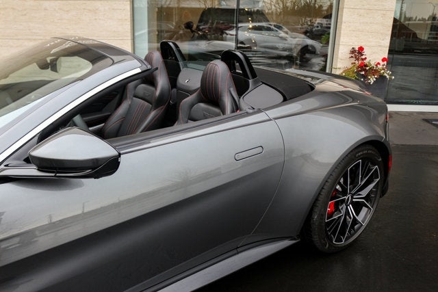 2021 Aston Martin Vantage Roadster