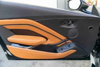 2022 Aston Martin Vantage Roadster