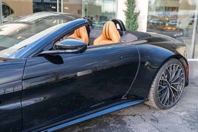 2022 Aston Martin Vantage Roadster