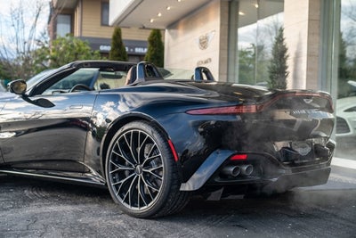 2022 Aston Martin Vantage Roadster