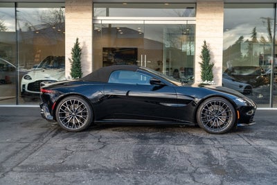2022 Aston Martin Vantage Roadster