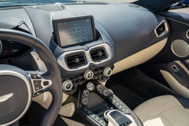 2023 Aston Martin Vantage Roadster