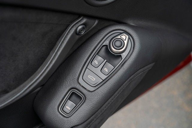 2021 Aston Martin Vantage Roadster