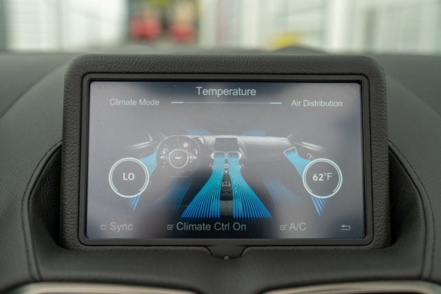 2021 Aston Martin Vantage Roadster