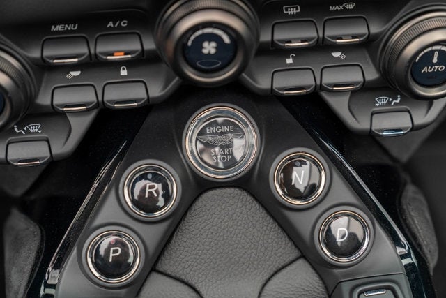 2021 Aston Martin Vantage Roadster