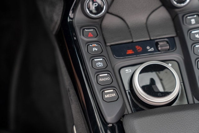 2021 Aston Martin Vantage Roadster