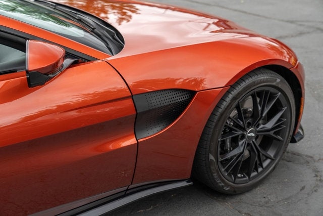 2021 Aston Martin Vantage Roadster