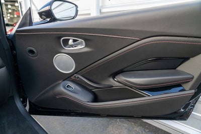 2021 Aston Martin Vantage Roadster