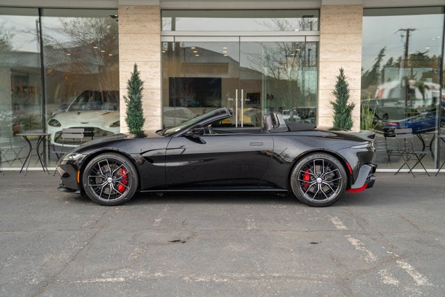 2021 Aston Martin Vantage Roadster