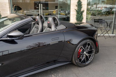 2021 Aston Martin Vantage Roadster
