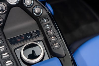 2022 Aston Martin Vantage Roadster