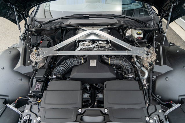 2022 Aston Martin Vantage Roadster