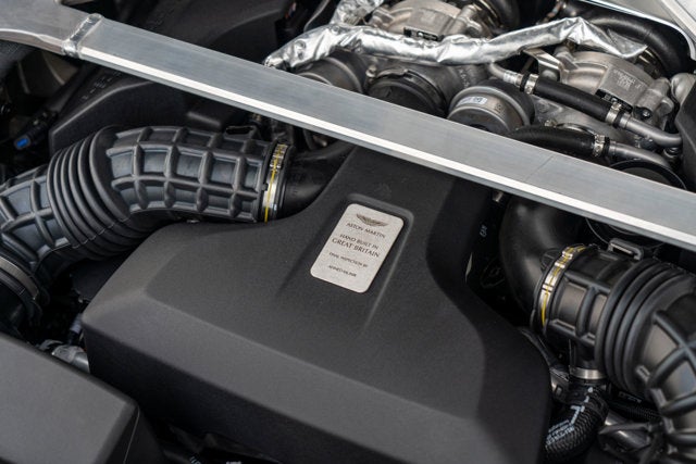 2022 Aston Martin Vantage Roadster