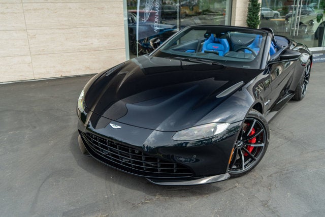 2022 Aston Martin Vantage Roadster