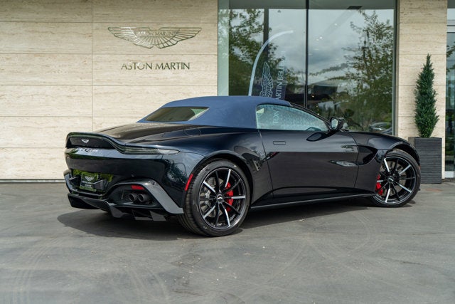 2022 Aston Martin Vantage Roadster