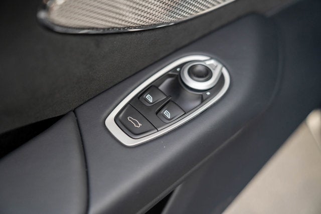 2025 Aston Martin Vantage Coupe