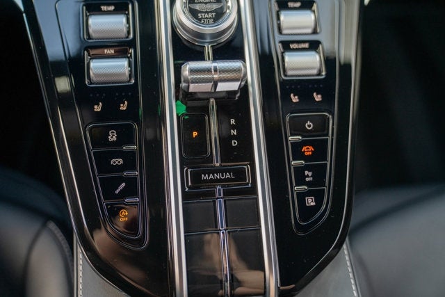 2025 Aston Martin Vantage Coupe