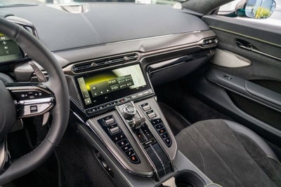 2025 Aston Martin Vantage Coupe