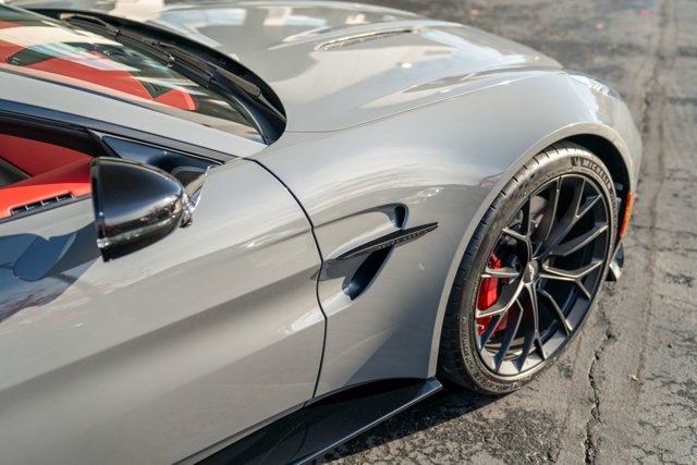 2025 Aston Martin Vantage Coupe