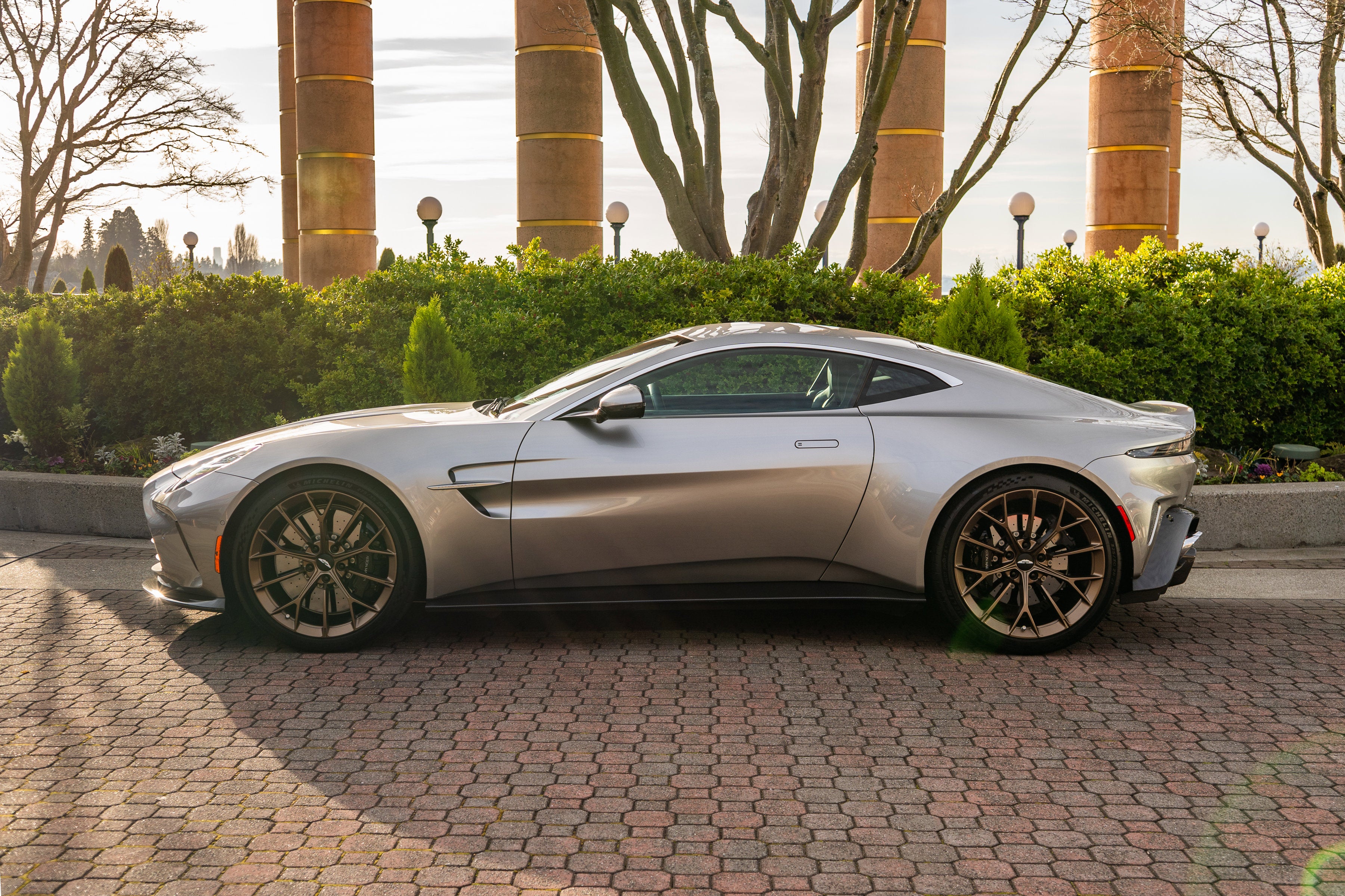 2025 Aston Martin Vantage Coupe