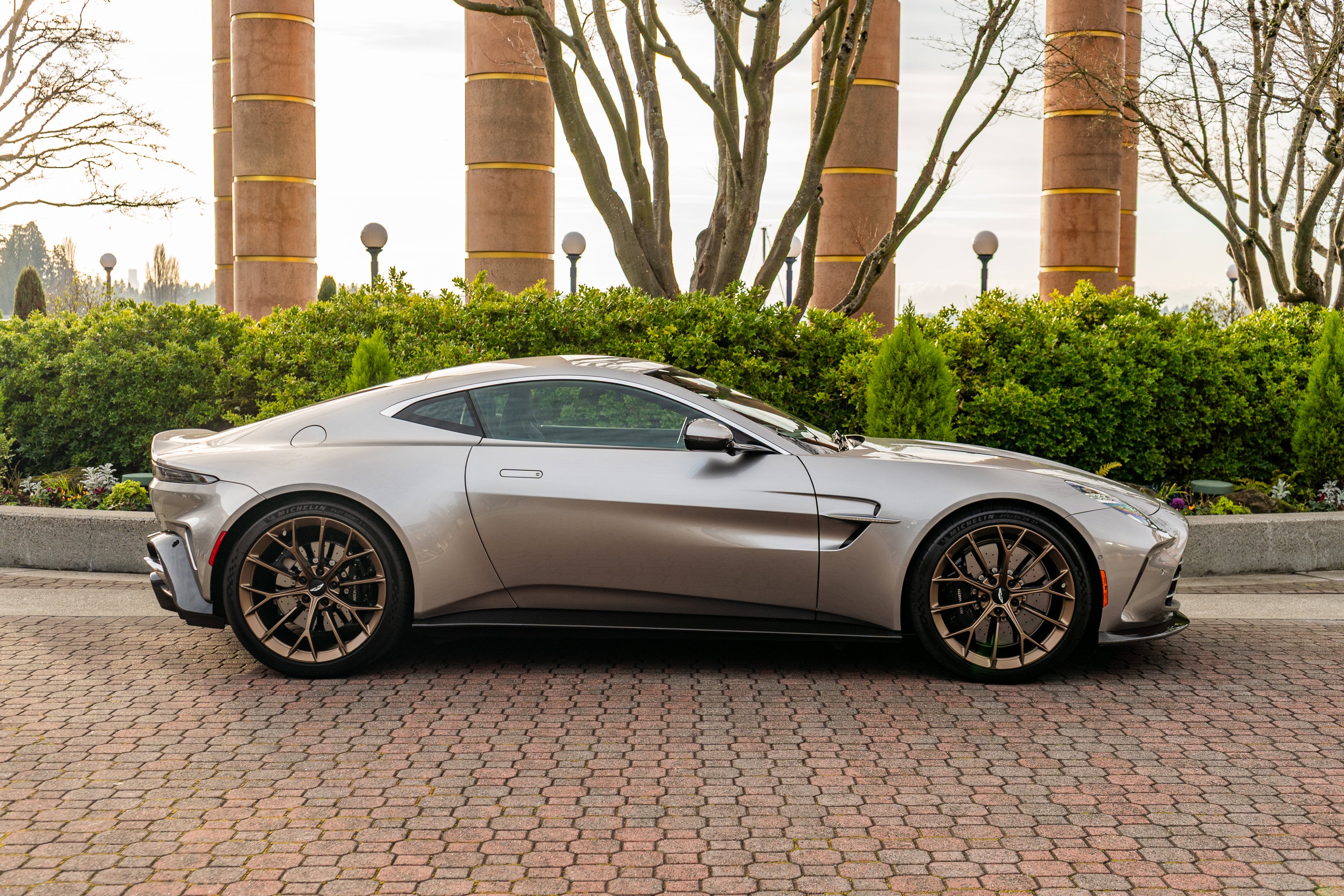 2025 Aston Martin Vantage Coupe