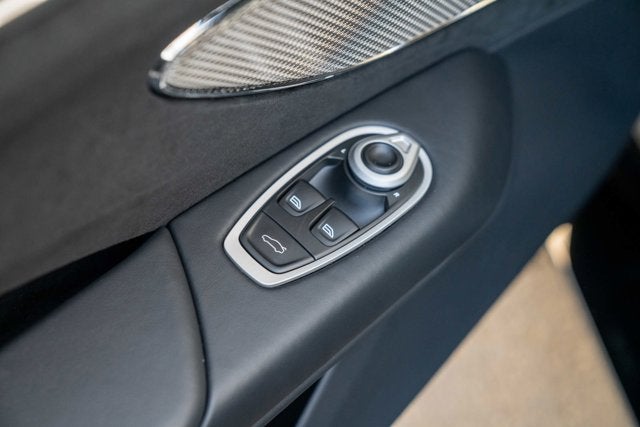 2025 Aston Martin Vantage Coupe