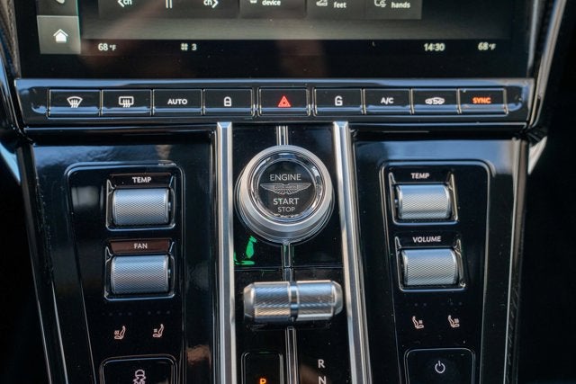 2025 Aston Martin Vantage Coupe